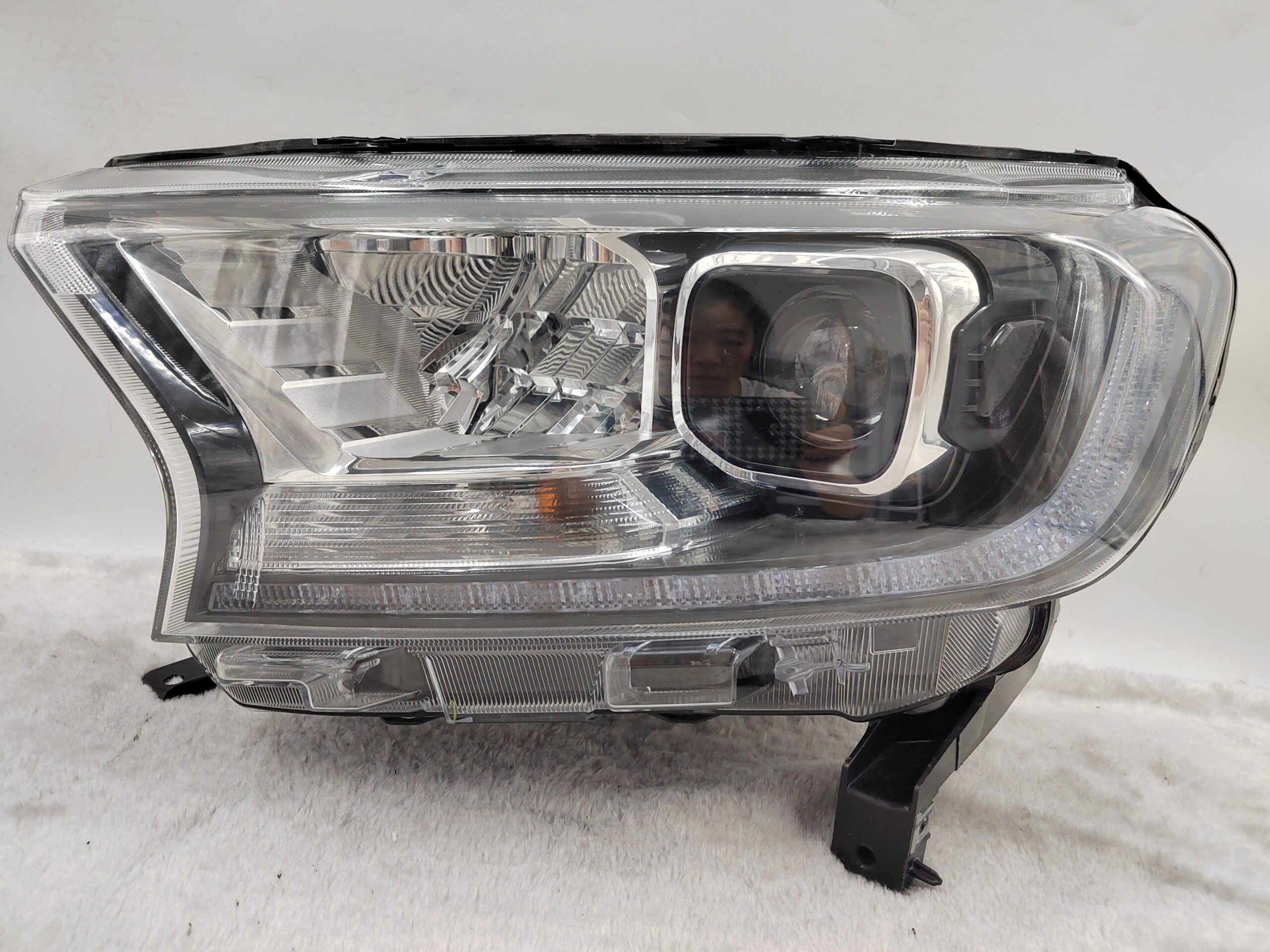 FORD EVEREST RANGER 2020-2021 LED L.H.S HEADLIGHT ASSEMBLY