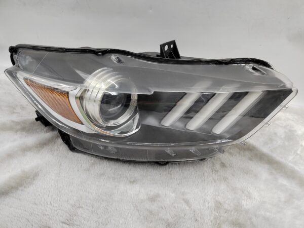 FORD MUSTANG 2015-2017 XENON R.H.S HEADLIGHT ASSEMBLY