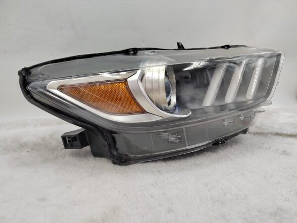 FORD MUSTANG 2015-2017 XENON R.H.S HEADLIGHT ASSEMBLY