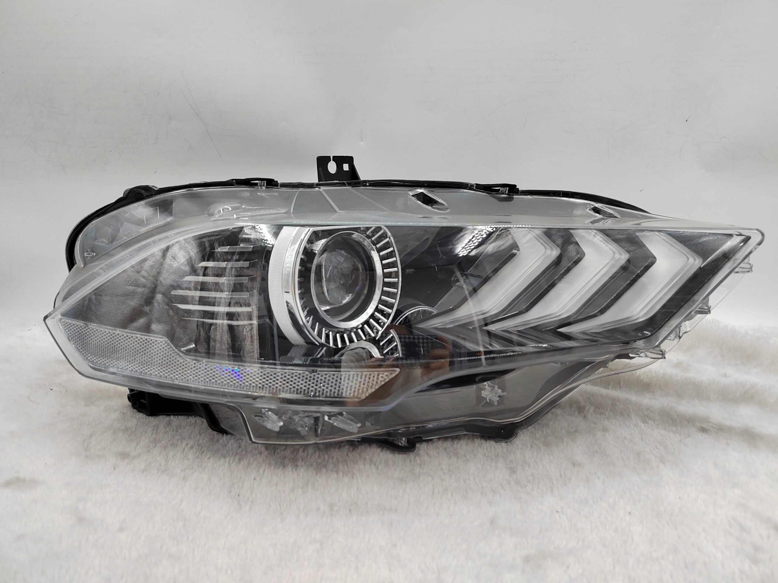 FORD MUSTANG 2018-2021 LED R.H.S HEADLIGHT ASSEMBLY