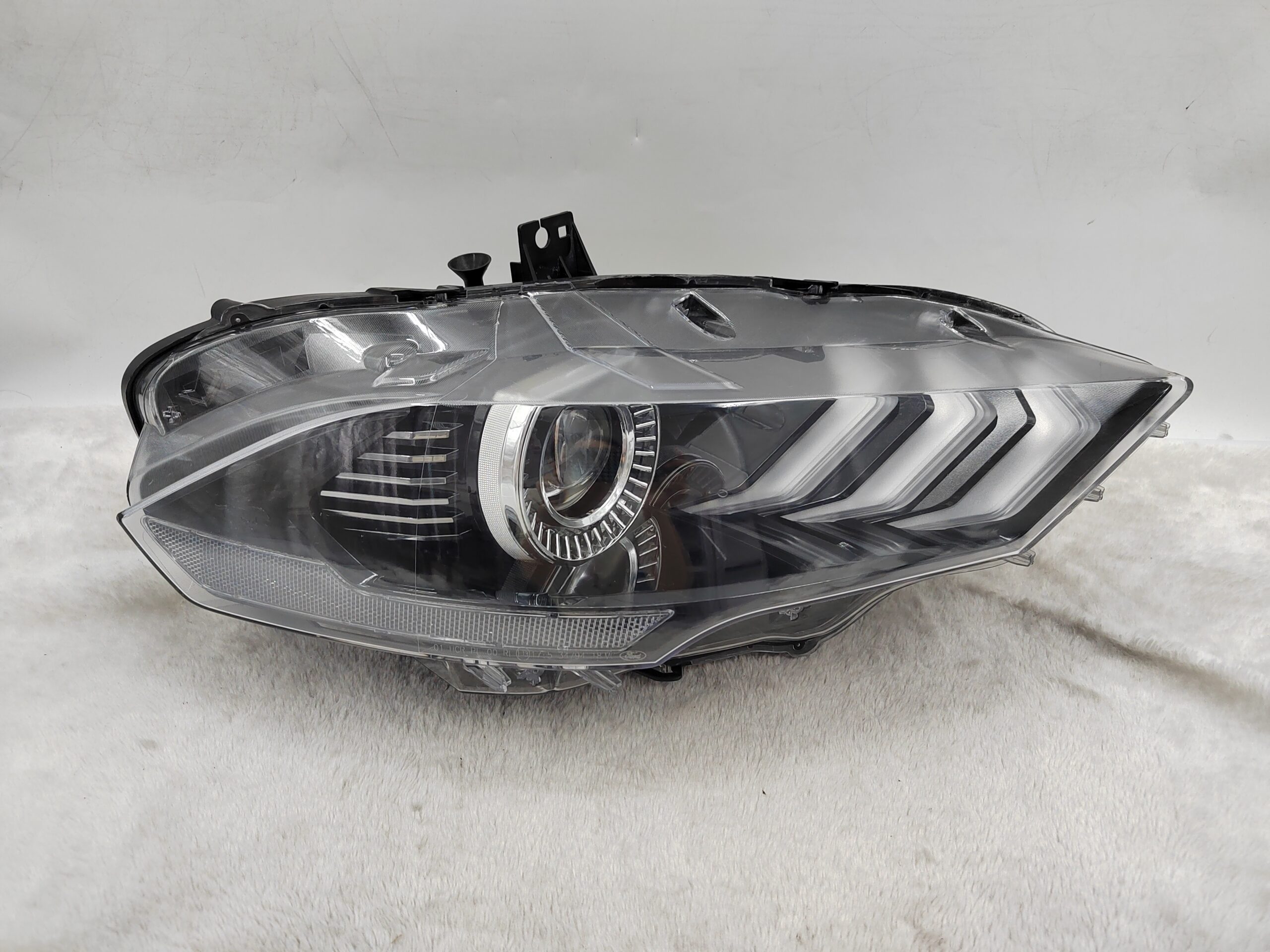 FORD MUSTANG 2018-2021 LED R.H.S HEADLIGHT ASSEMBLY