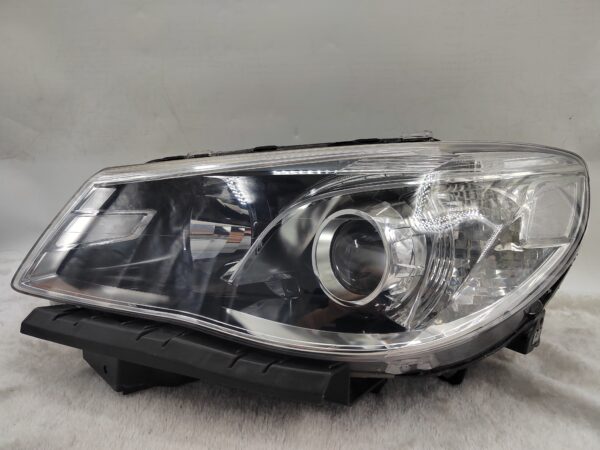 HOLDEN COMMODORE VF SV6 2013-2017 LENS HALOGEN L.H.S HEADLIGHT ASSEMBLY