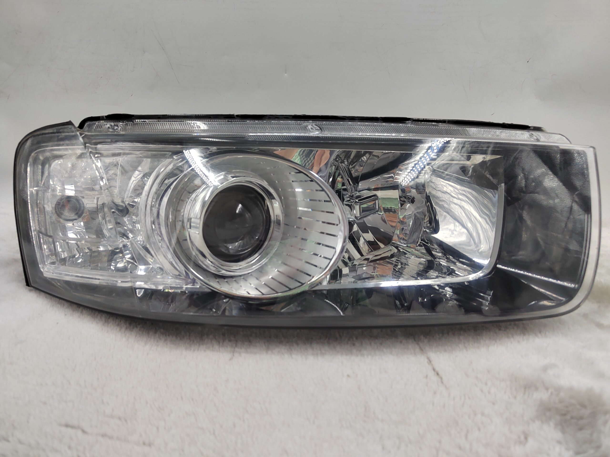 HOLDEN CAPTIVA 7 2011-2015 HALOGEN R.H.S HEADLIGHT ASSEMBLY