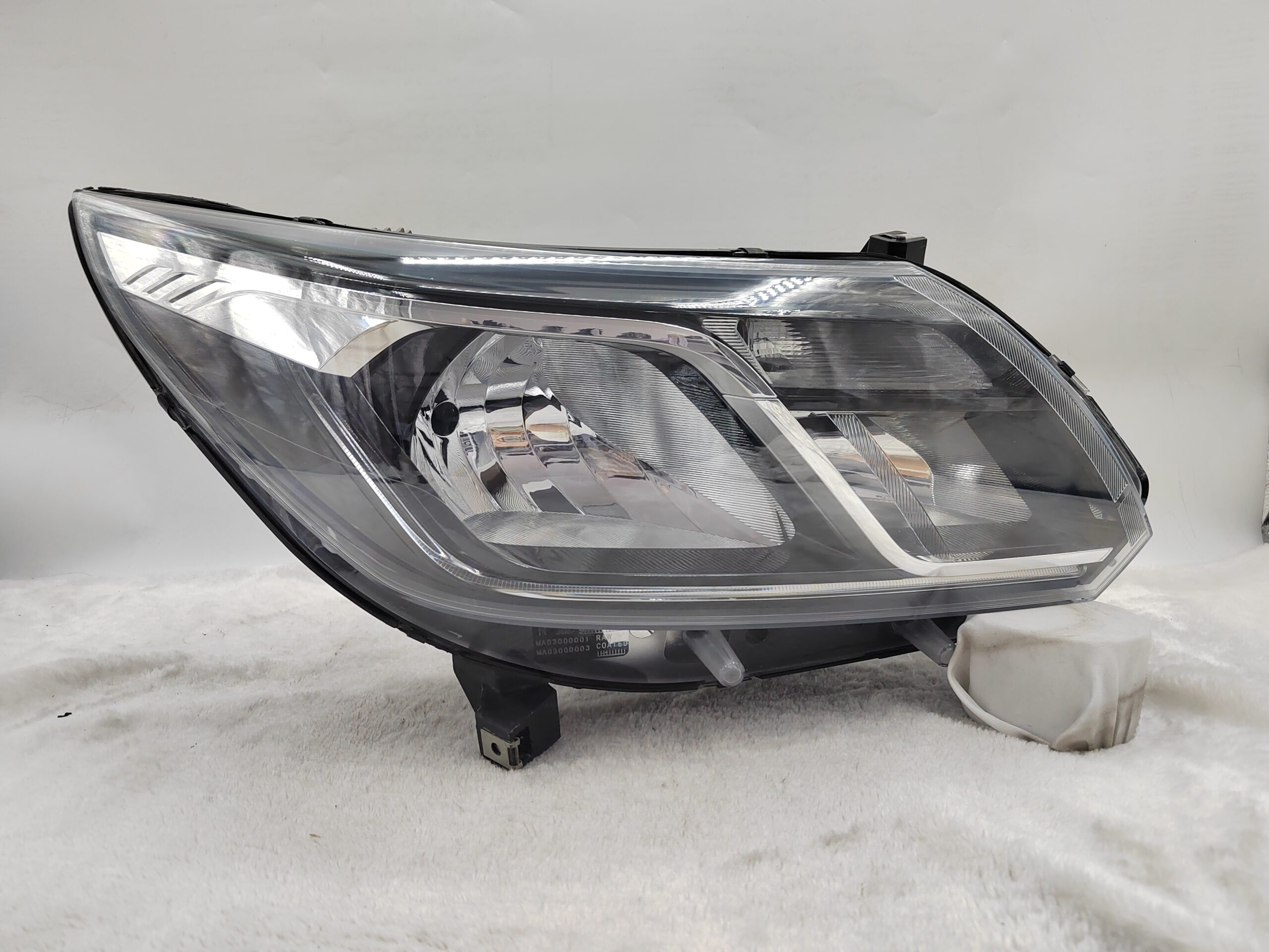 HOLDEN COLORADO 2016-2023 HALOGEN R.H.S HEADLIGHT ASSEMBLY