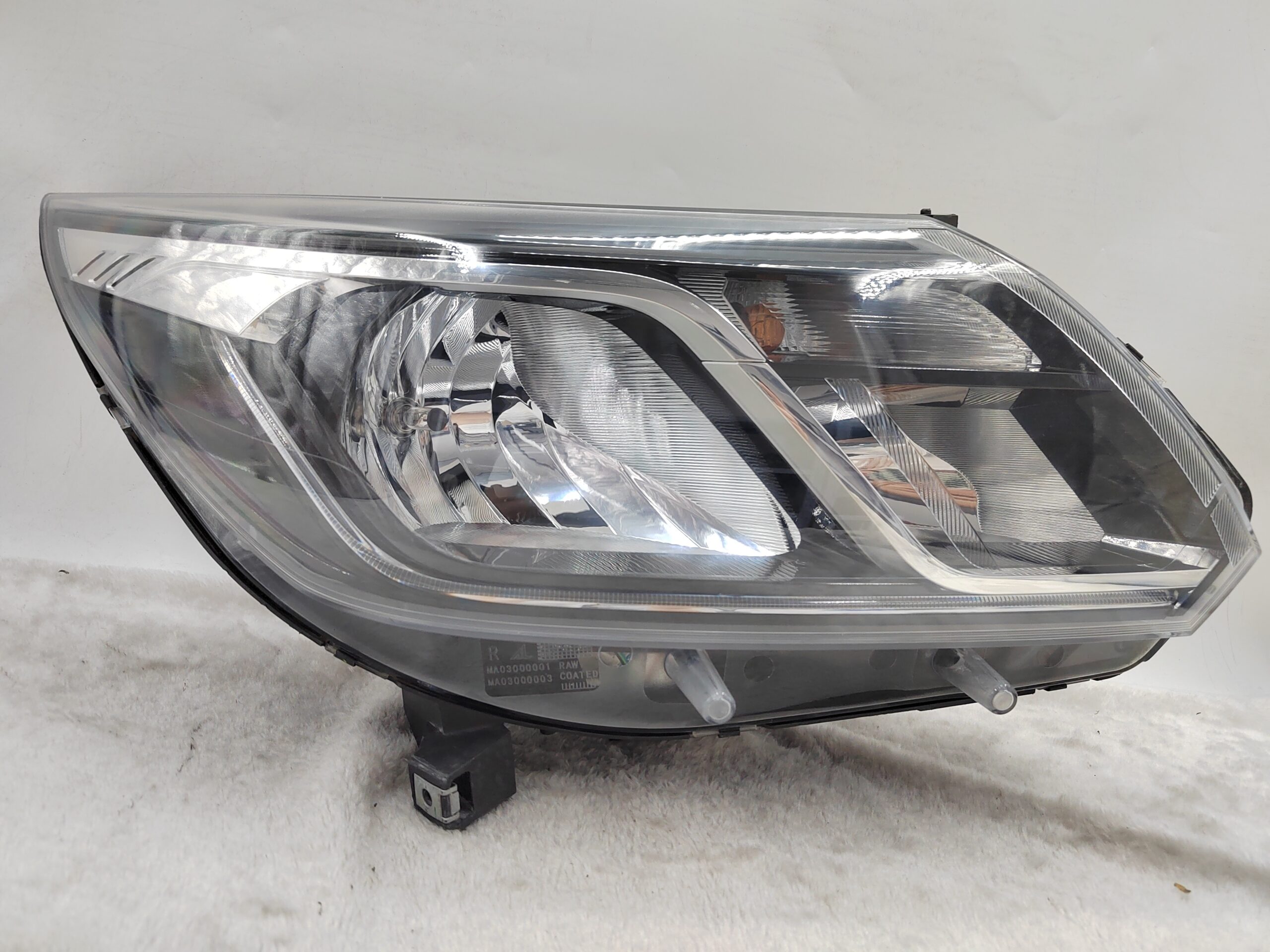 HOLDEN COLORADO 2016-2023 HALOGEN R.H.S HEADLIGHT ASSEMBLY