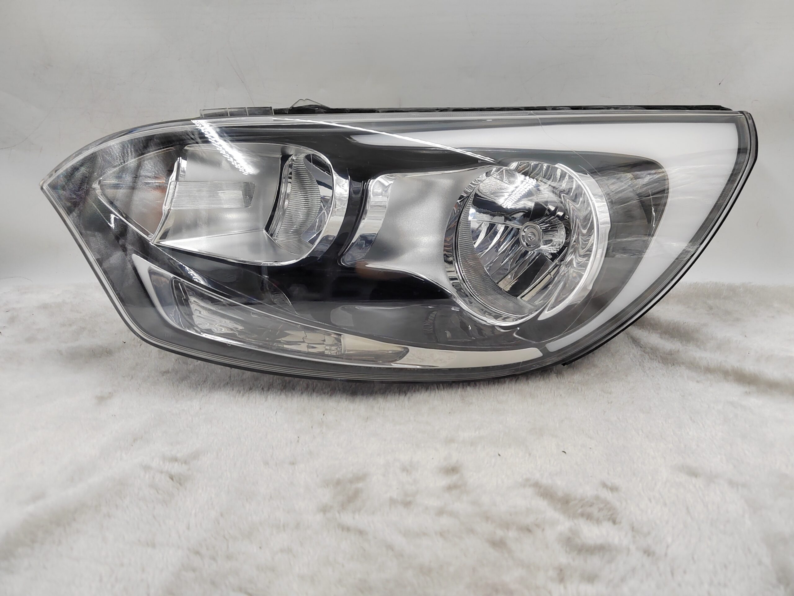 KIA RIO 2012-2017 HALOGEN L.H.S HEADLIGHT ASSEMBLY