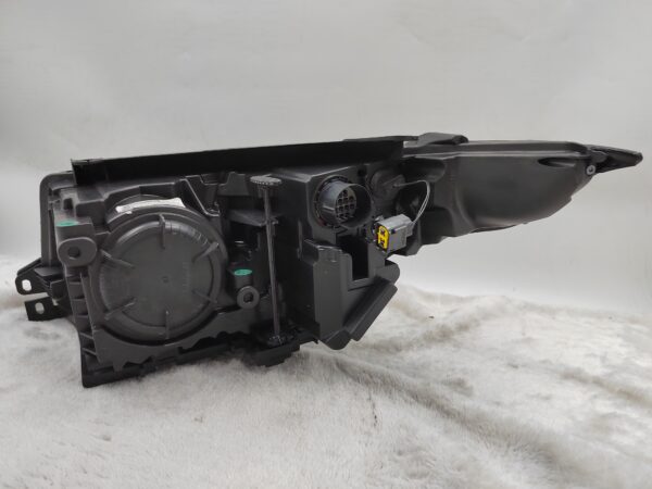 LAND ROVER RANGE ROVER EVOQUE 2011-2015 HALOGEN R.H.S HEADLIGHT ASSEMBLY