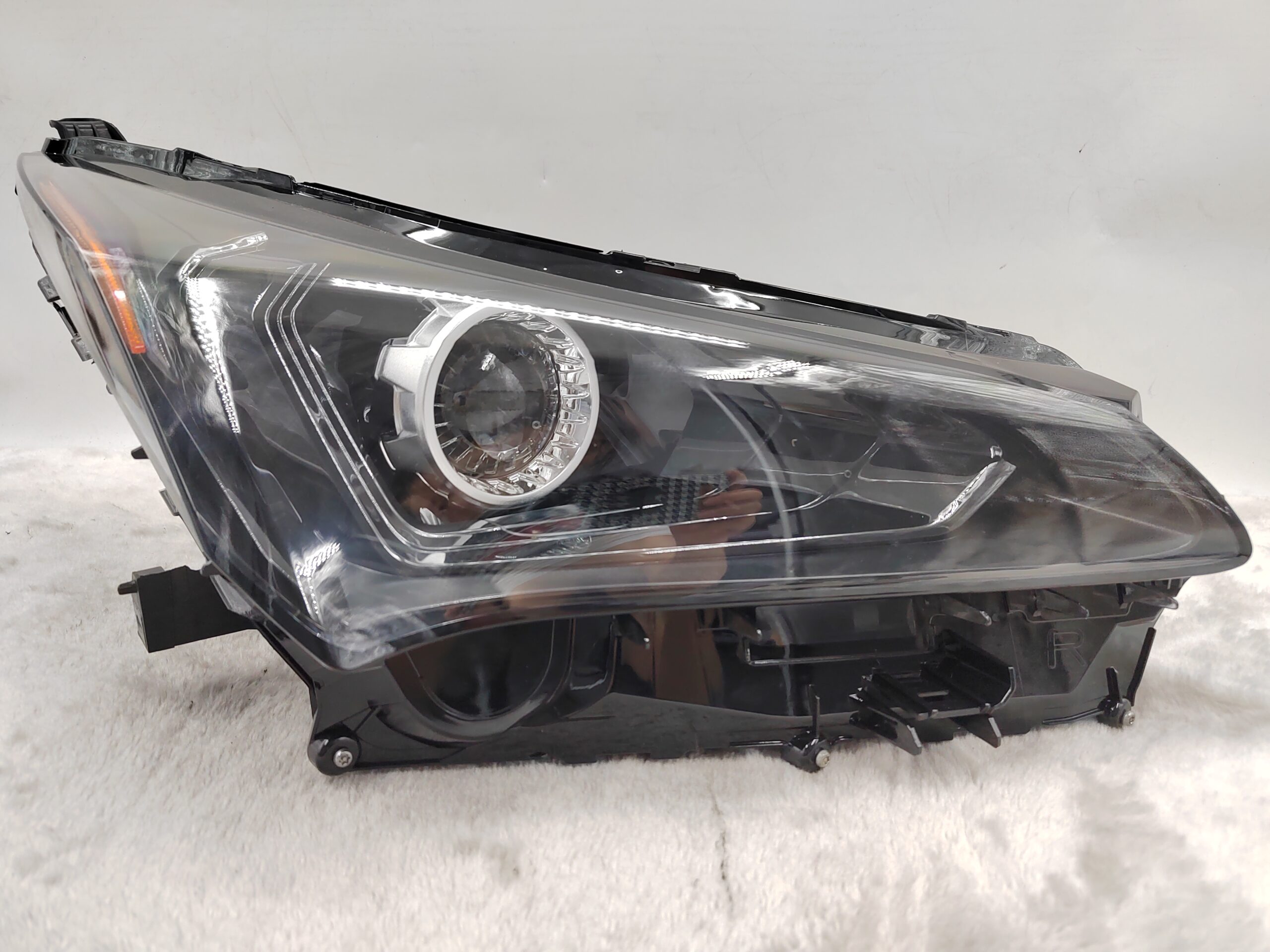 LEXUS NX 300H 2018-2021 LED R.H.S HEADLIGHT ASSEMBLY