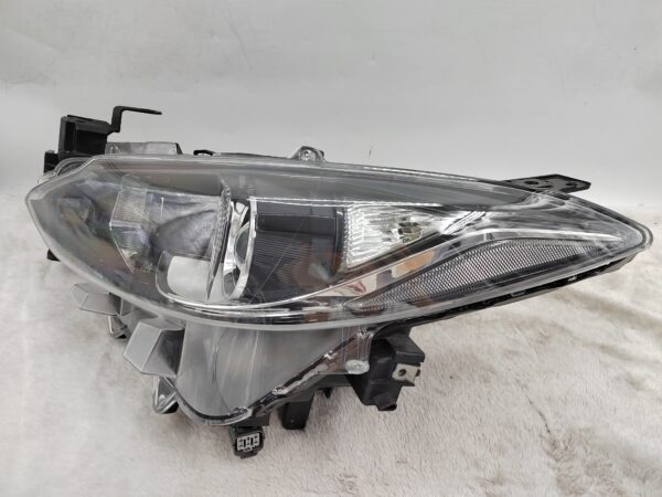 MAZDA 3 2014-2016 HALOGEN L.H.S HEADLIGHT ASSEMBLY