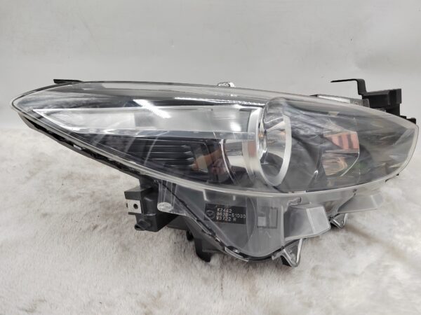 MAZDA 3 2017-2018 HALOGEN R.H.S HEADLIGHT ASSEMBLY