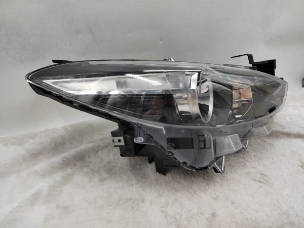 MAZDA 3 2017-2018 HALOGEN R.H.S HEADLIGHT ASSEMBLY