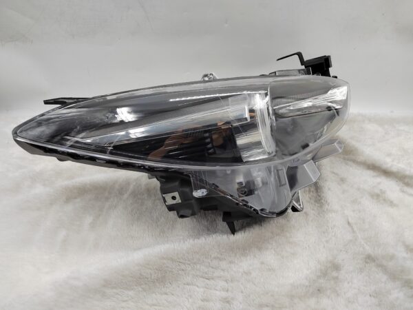 MAZDA 3 2017-2018 LED R.H.S HEADLIGHT ASSEMBLY