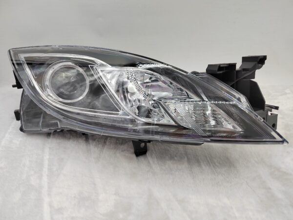 MAZDA 6 2009-2012 HALOGEN R.H.S HEADLIGHT ASSEMBLY