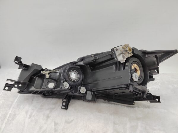 MAZDA 6 2009-2012 HALOGEN R.H.S HEADLIGHT ASSEMBLY