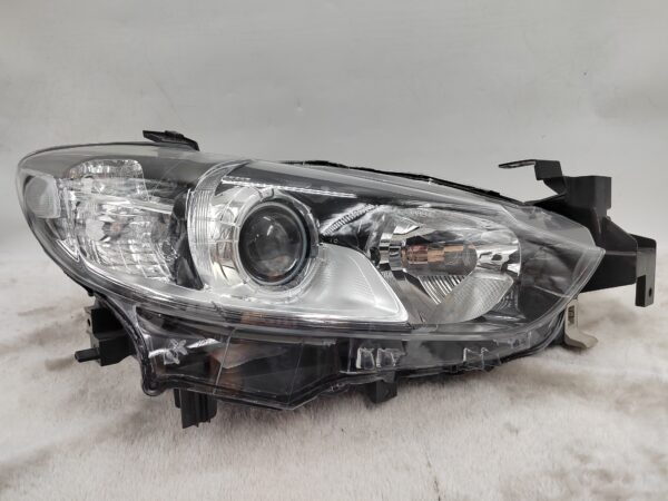 MAZDA 6 2013-2014 HALOGEN R.H.S HEADLIGHT ASSEMBLY