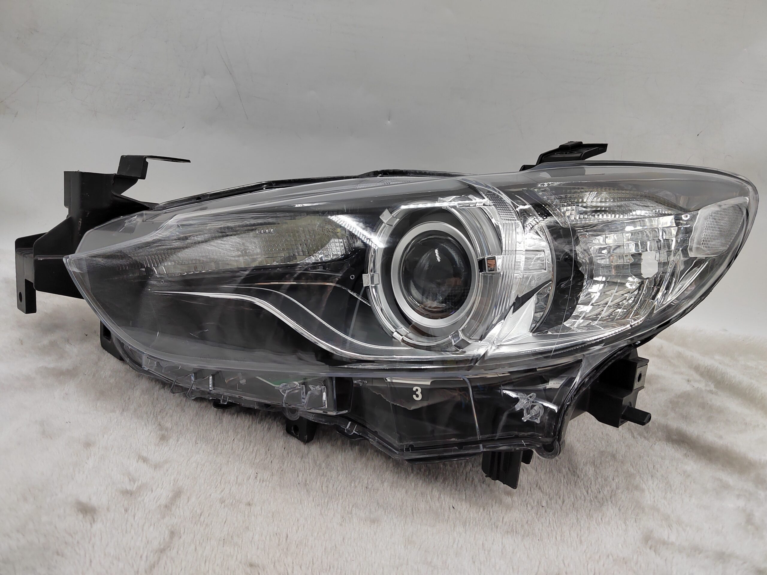 MAZDA 6 2013-2014 XENON L.H.S HEADLIGHT ASSEMBLY