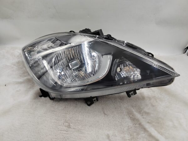 MAZDA BT-50 2016-2019 HALOGEN R.H.S HEADLIGHT ASSEMBLY