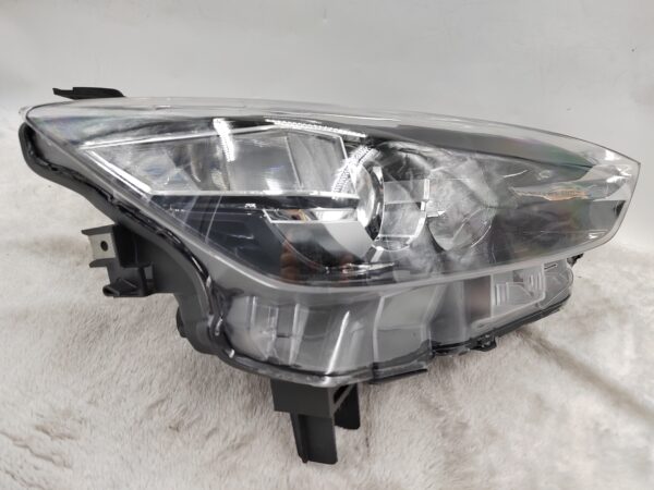 MAZDA CX-3 2016-2018 HALOGEN R.H.S HEADLIGHT ASSEMBLY