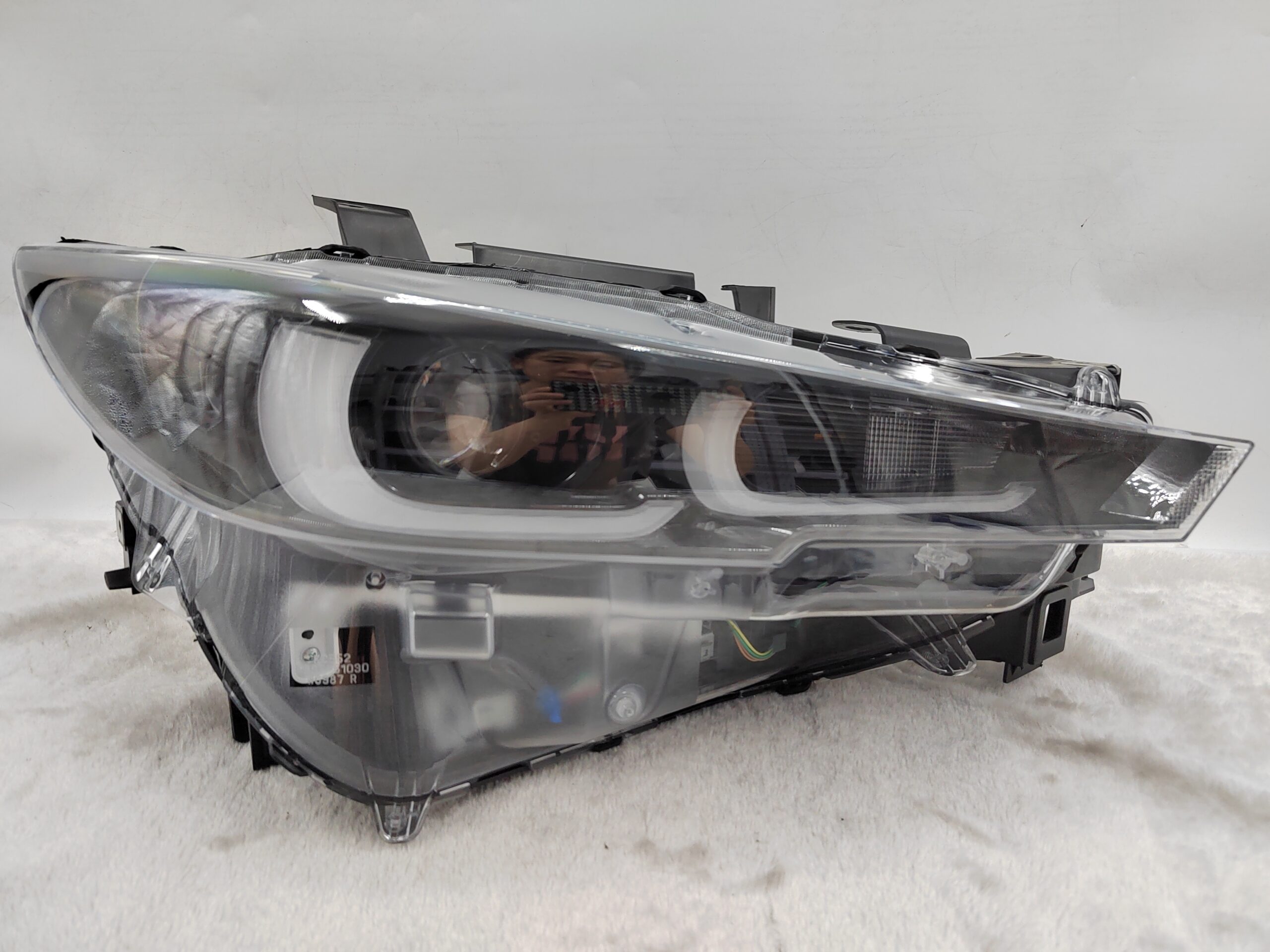 MAZDA CX-5 2022-2024 LED R.H.S HEADLIGHT ASSEMBLY