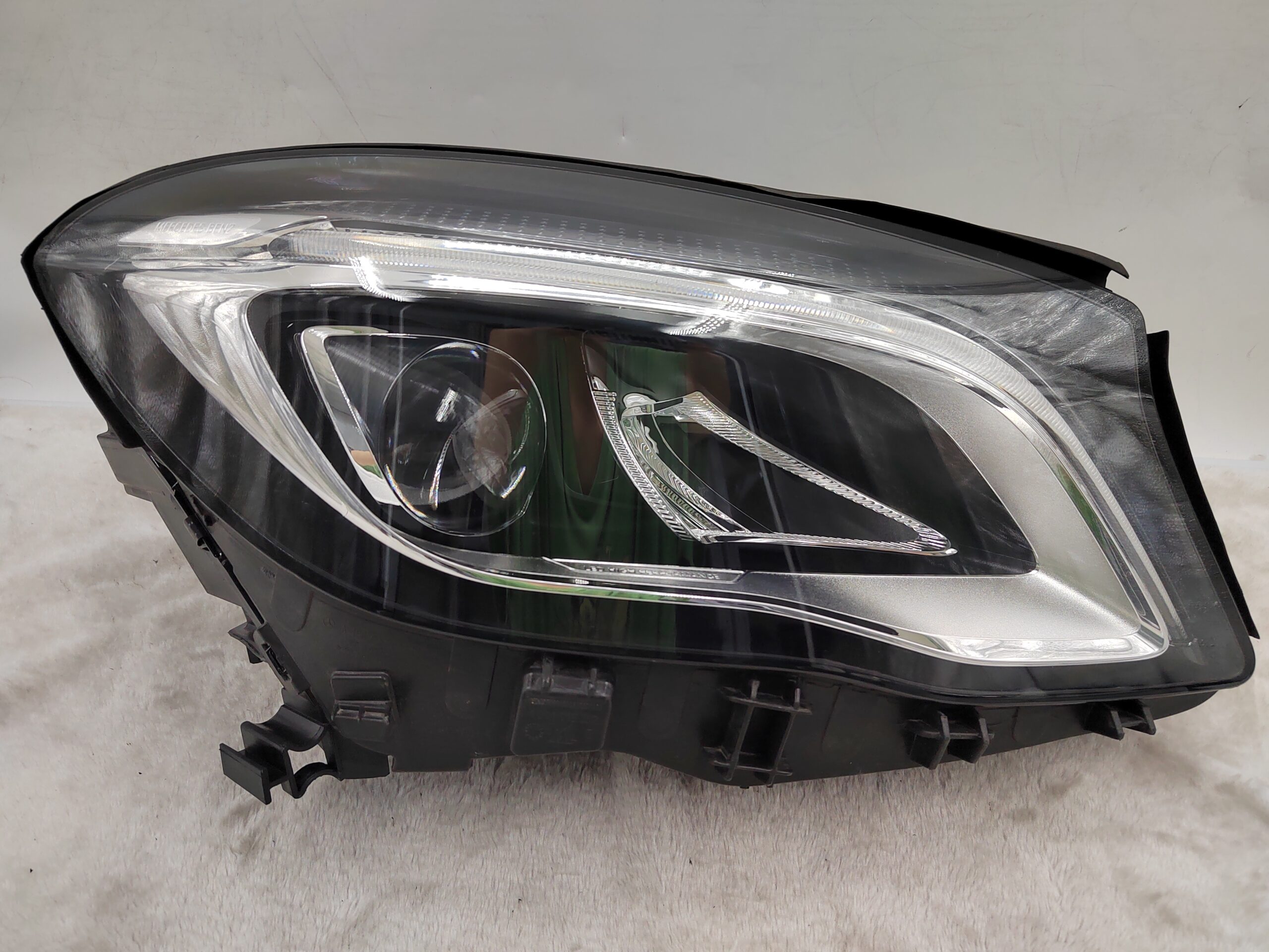 MERCEDES BENZ GLA-CLASS W156 2018-2020 LED R.H.S HEADLIGHT ASSEMBLY