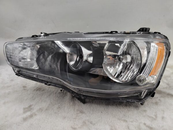 MITSUBISHI LANCER 2008-2018 HALOGEN L.H.S HEADLIGHT ASSEMBLY