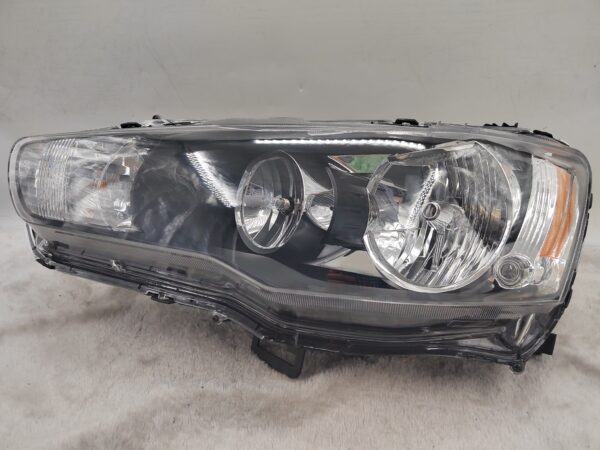 MITSUBISHI LANCER 2008-2018 HALOGEN L.H.S HEADLIGHT ASSEMBLY