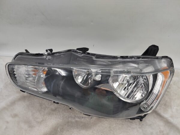 MITSUBISHI LANCER 2008-2018 HALOGEN L.H.S HEADLIGHT ASSEMBLY