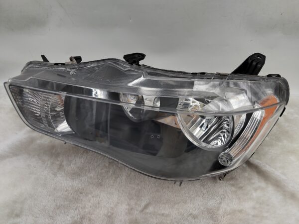 MITSUBISHI LANCER 2008-2018 HALOGEN L.H.S HEADLIGHT ASSEMBLY