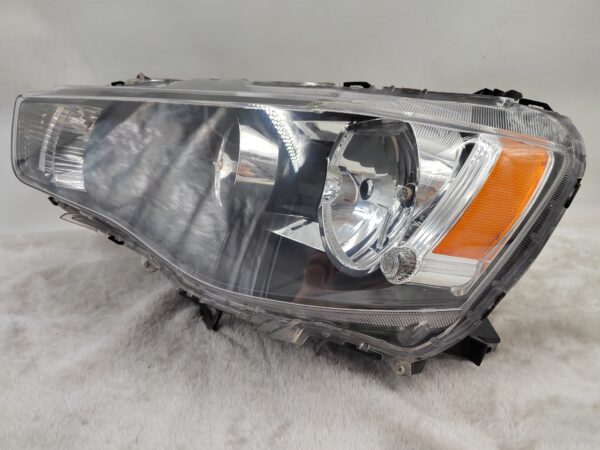 MITSUBISHI LANCER 2008-2018 HALOGEN L.H.S HEADLIGHT ASSEMBLY