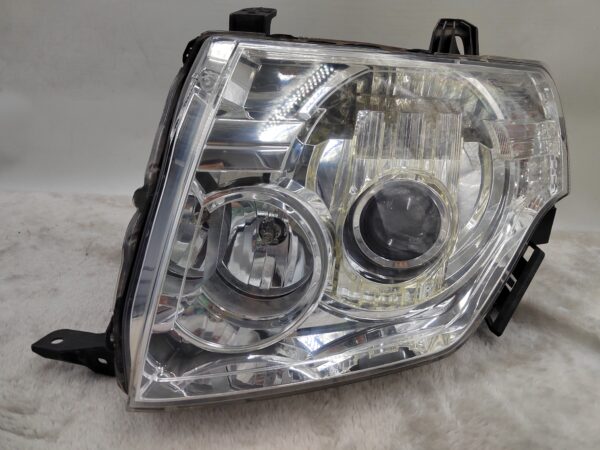 MITSUBISHI PAJERO 2007-2020 LENS XENON L.H.S HEADLIGHT ASSEMBLY