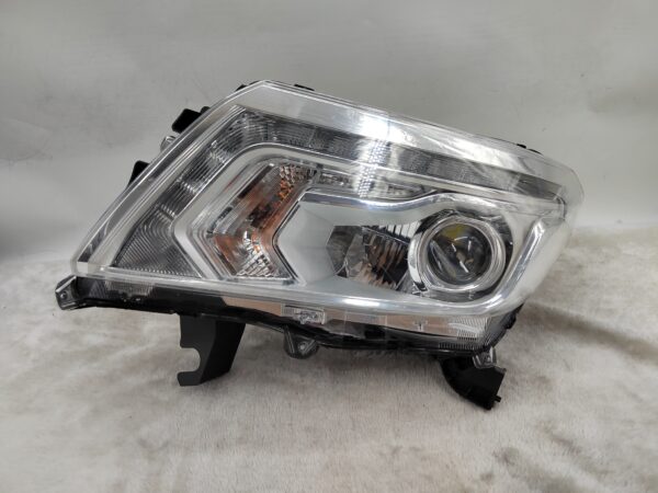 NISSAN NAVARA NP300 2015-2020 LED L.H.S HEADLIGHT ASSEMBLY