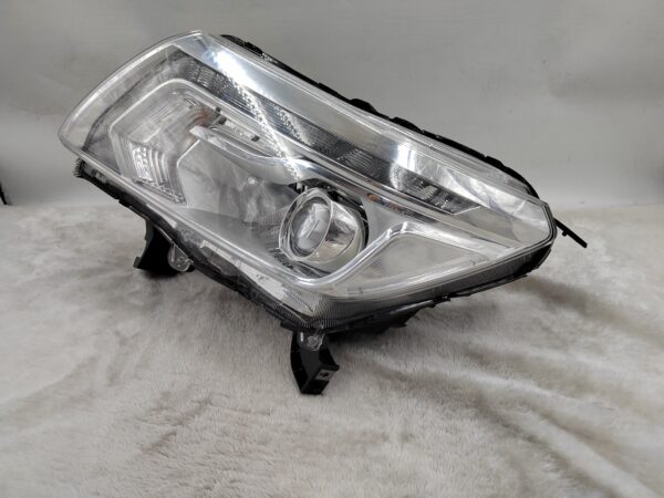 NISSAN NAVARA NP300 2015-2020 LED L.H.S HEADLIGHT ASSEMBLY