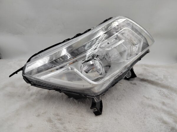 NISSAN NAVARA NP300 2015-2020 LED R.H.S HEADLIGHT ASSEMBLY