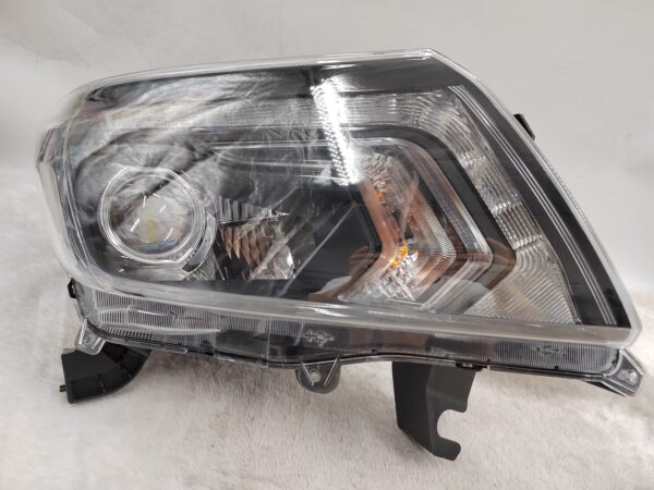 NISSAN NAVARA NP300 2015-2020 LED R.H.S HEADLIGHT ASSEMBLY