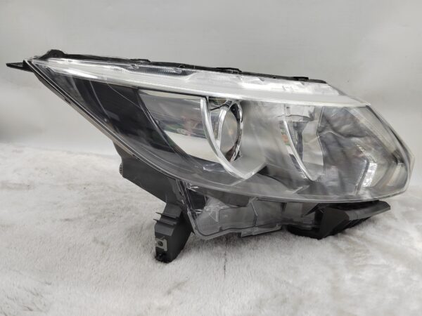 NISSAN QASHQAI J11 2014-2016 HALOGEN R.H.S HEADLIGHT ASSEMBLY