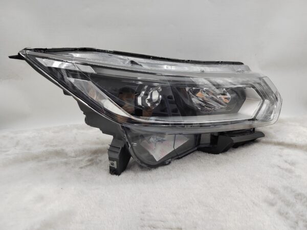 NISSAN QASHQAI J11 2017-2020 LED R.H.S HEADLIGHT ASSEMBLY