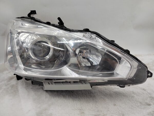 NISSAN TEANA MAXIMA 2014-2017 HALOGEN R.H.S HEADLIGHT ASSEMBLY