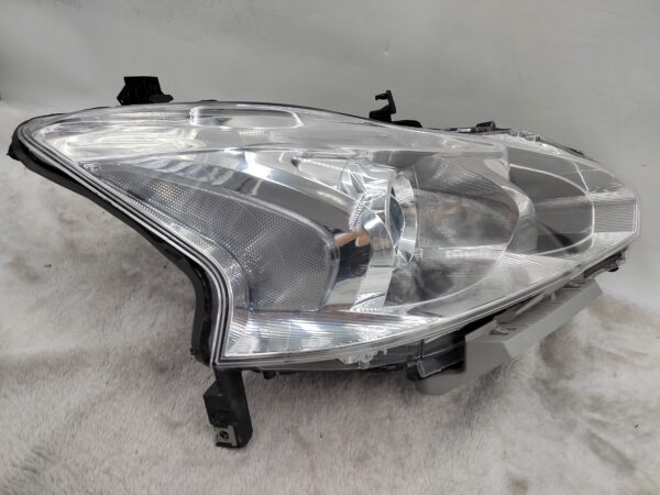 NISSAN TEANA MAXIMA 2014-2017 HALOGEN R.H.S HEADLIGHT ASSEMBLY