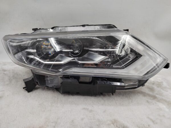 NISSAN X-TRAIL T32 2017-2019 LED R.H.S HEADLIGHT ASSEMBLY