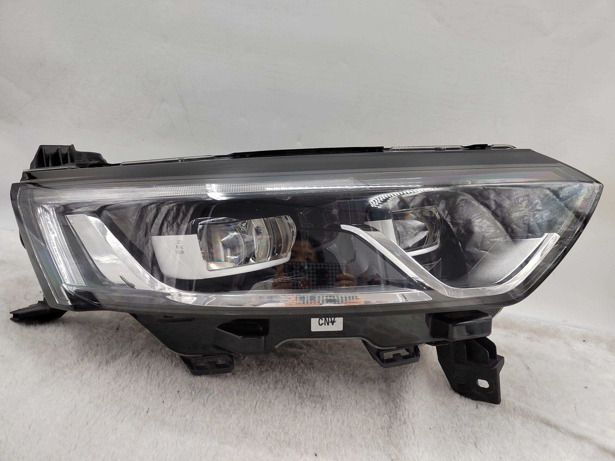 RENAULT KOLEOS 2016-2020 LED R.H.S HEADLIGHT ASSEMBLY