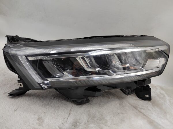 RENAULT KOLEOS 2021-2023 LED R.H.S HEADLIGHT ASSEMBLY