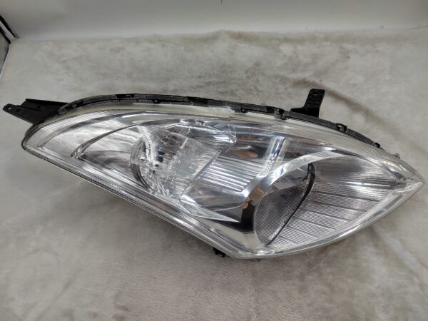 SUZUKI SWIFT 2010-2016 HALOGEN R.H.S HEADLIGHT ASSEMBLY