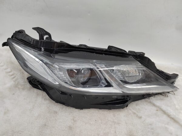 TOYOTA CAMRY ACV70 2018-2022 LED R.H.S HEADLIGHT ASSEMBLY