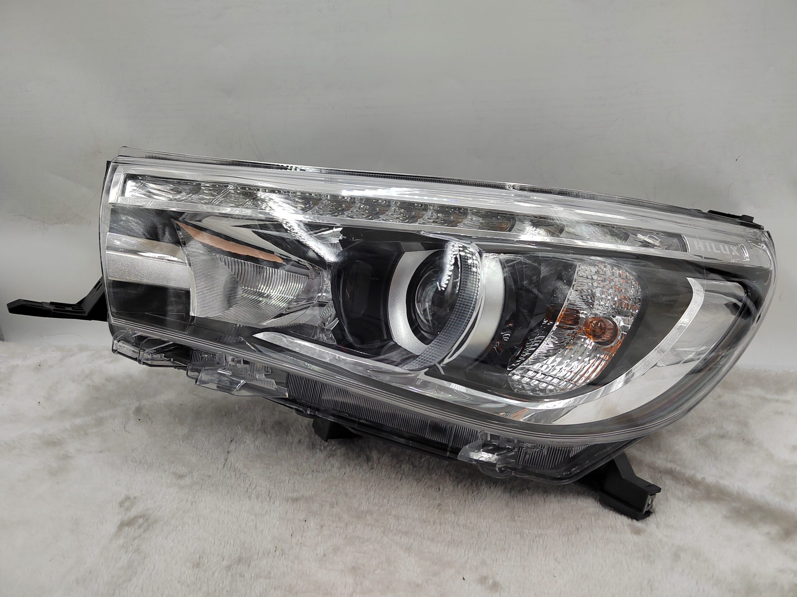 TOYOTA HILUX REVO 2015-2019 LED L.H.S HEADLIGHT ASSEMBLY