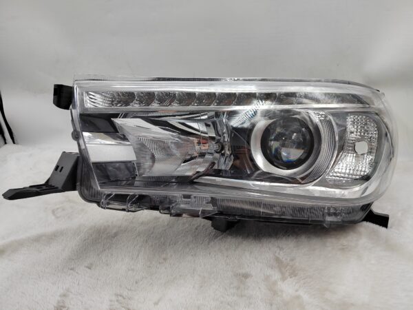 TOYOTA HILUX REVO 2015-2019 LED L.H.S HEADLIGHT ASSEMBLY