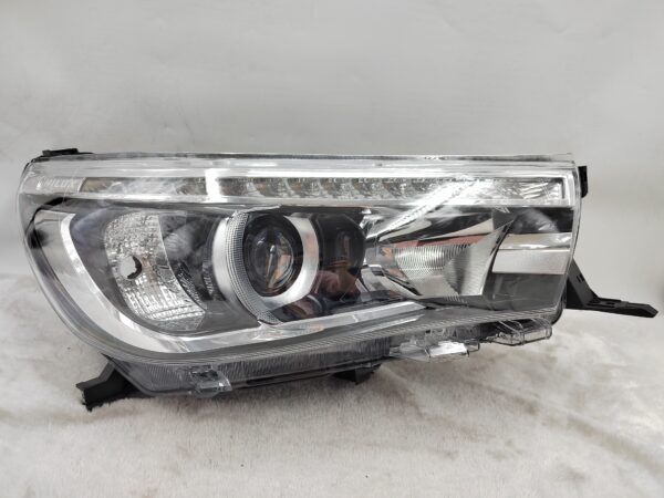 TOYOTA HILUX REVO 2015-2019 LED R.H.S HEADLIGHT ASSEMBLY