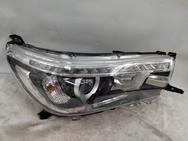 TOYOTA HILUX REVO 2015-2019 LED R.H.S HEADLIGHT ASSEMBLY