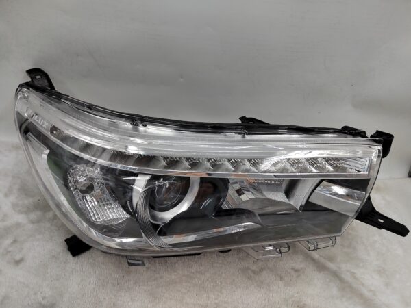 TOYOTA HILUX REVO 2015-2019 LED R.H.S HEADLIGHT ASSEMBLY