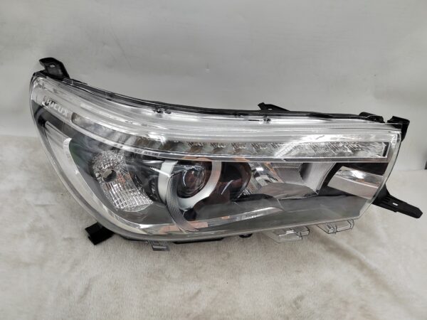 TOYOTA HILUX REVO 2015-2019 LED R.H.S HEADLIGHT ASSEMBLY