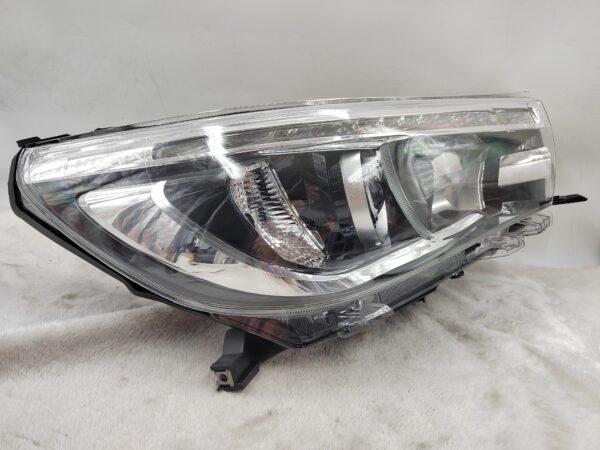 TOYOTA HILUX REVO 2015-2019 LED R.H.S HEADLIGHT ASSEMBLY